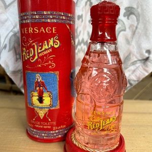 Versace Red jeans perfume